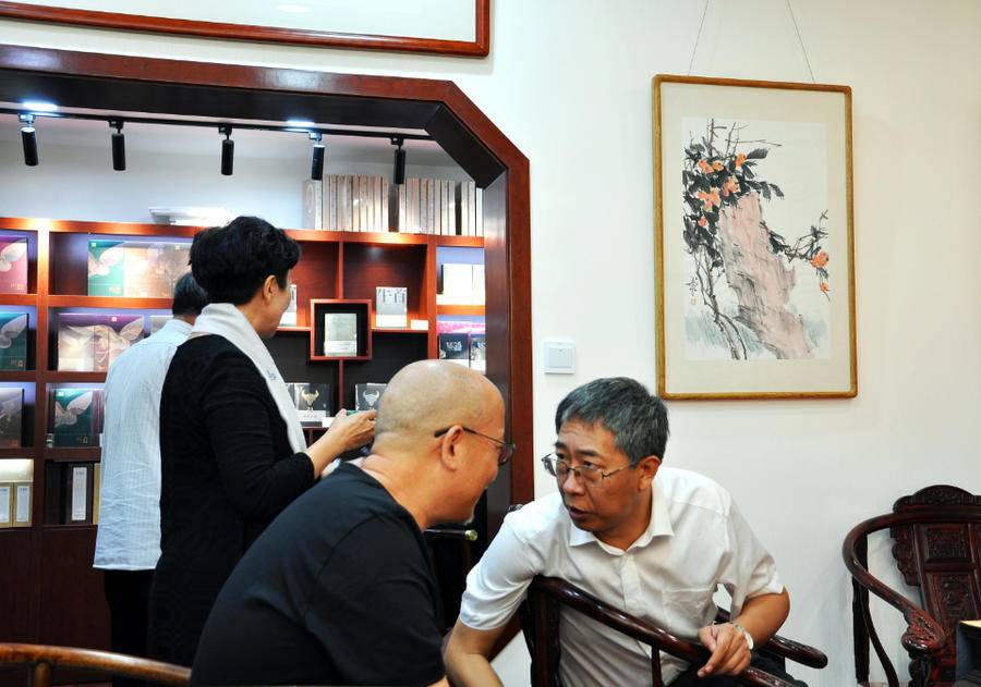 “花静幽然——张玉泰水墨作品展”在济南开幕